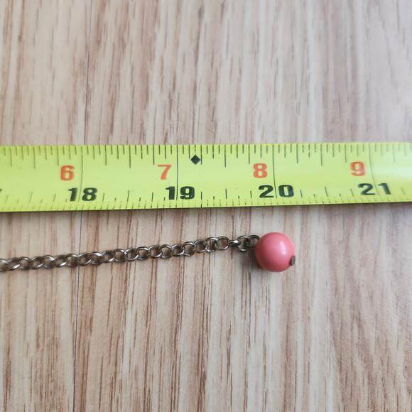 Coral Peach Bib Statement Necklace Gold Tone Chain Faceted Teardrop Dangles 20in - Picture 2 of 8